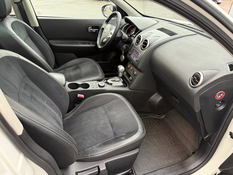 Nissan Qashqai 2.0 CVT
