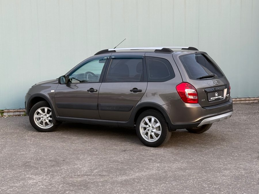 ВАЗ (LADA) Kalina 1.6 MT