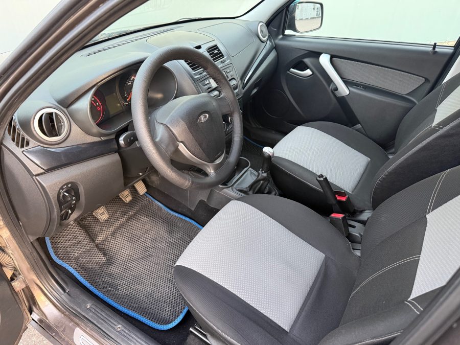 ВАЗ (LADA) Kalina 1.6 MT