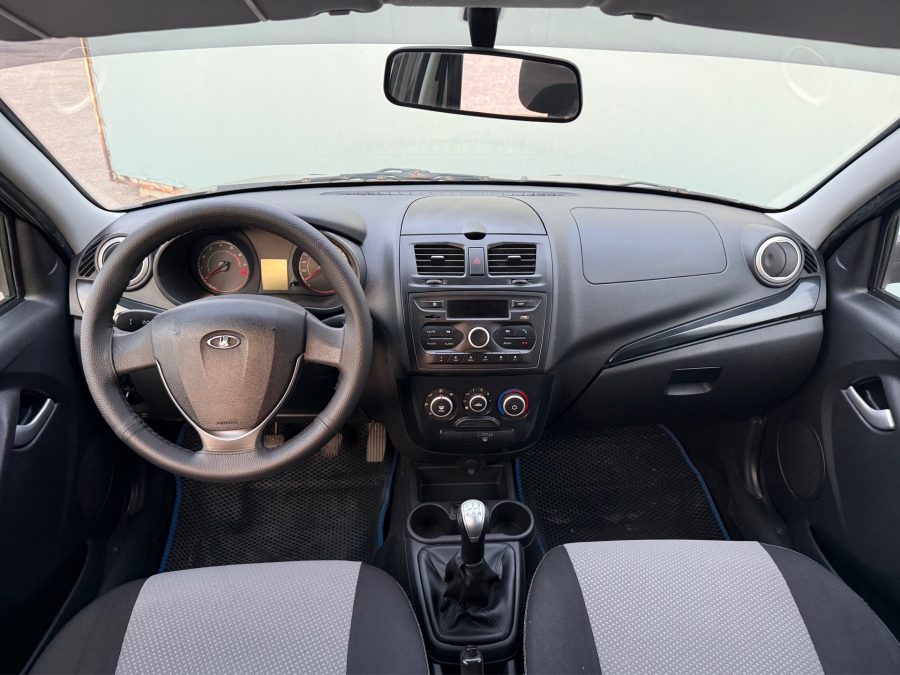 ВАЗ (LADA) Kalina 1.6 MT