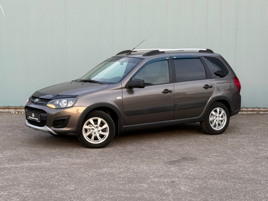 ВАЗ (LADA) Kalina 1.6 MT