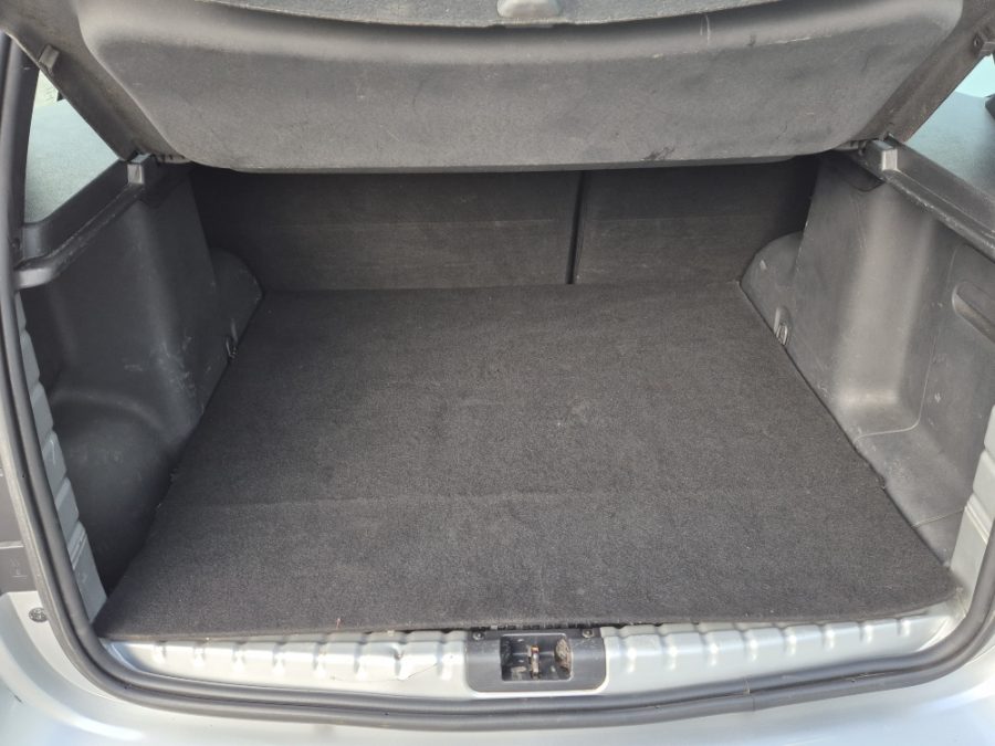 Renault Duster 1.6 MT