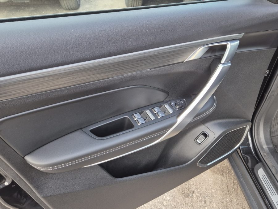 Geely Atlas Pro