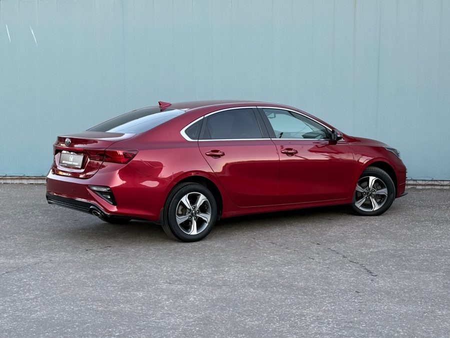 Kia Cerato 2.0 AT