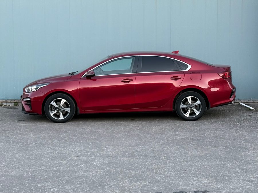 Kia Cerato 2.0 AT