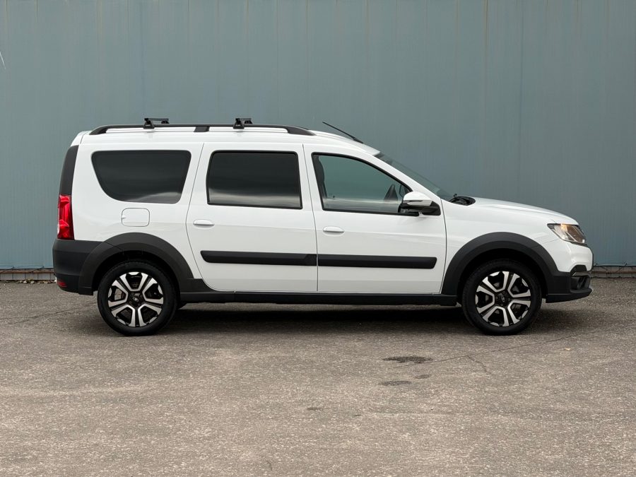 ВАЗ (LADA) Largus 1.6 MT