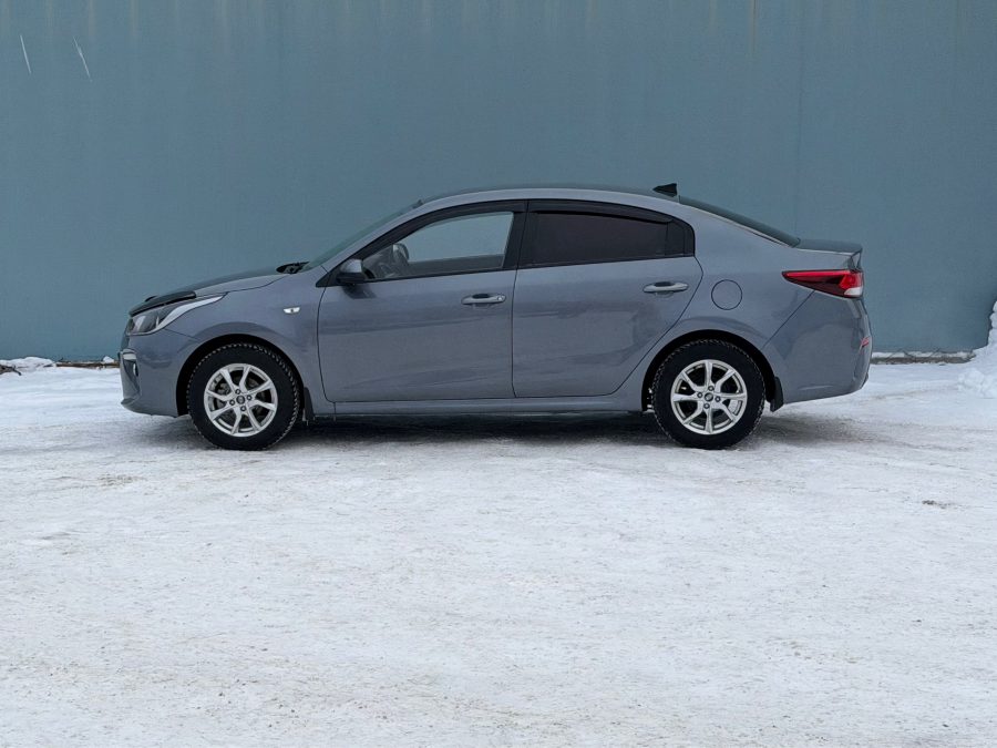 Kia Rio 1.6 MT