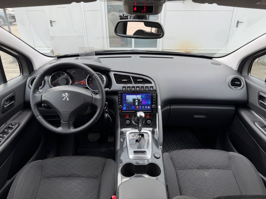 Peugeot 3008 1.6 AT