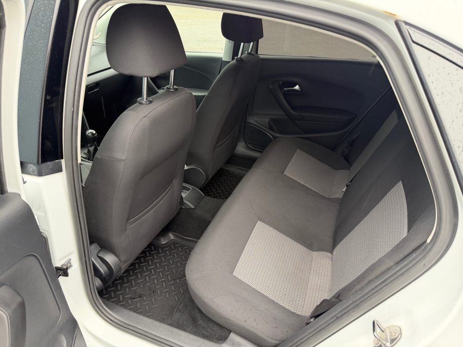 Volkswagen Polo 1.6 MT