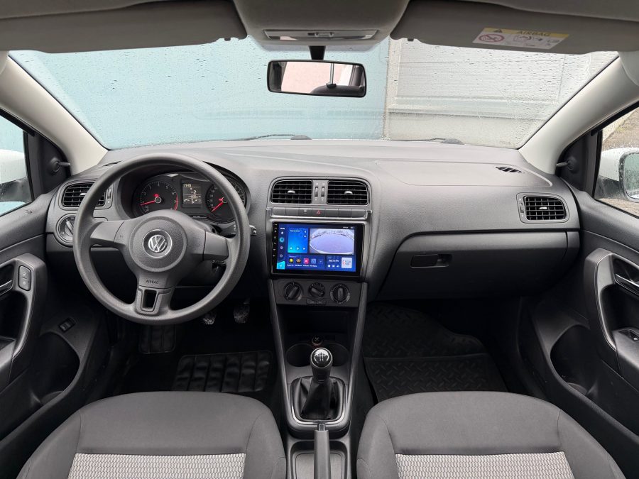 Volkswagen Polo 1.6 MT