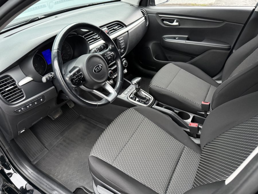 Kia Rio X-Line 1.6 AT
