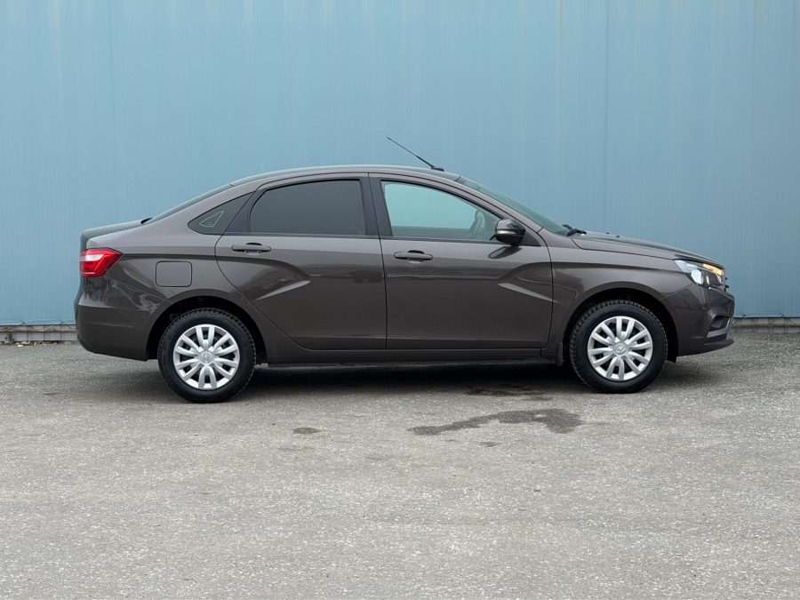 ВАЗ (LADA) Vesta 1.6 MT