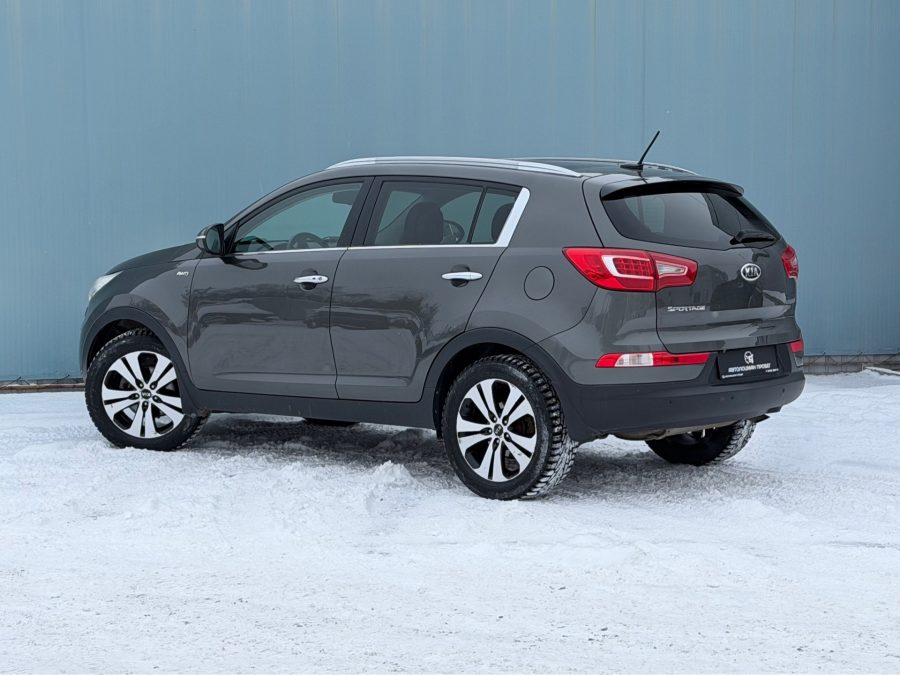 Kia Sportage 2.0 AT
