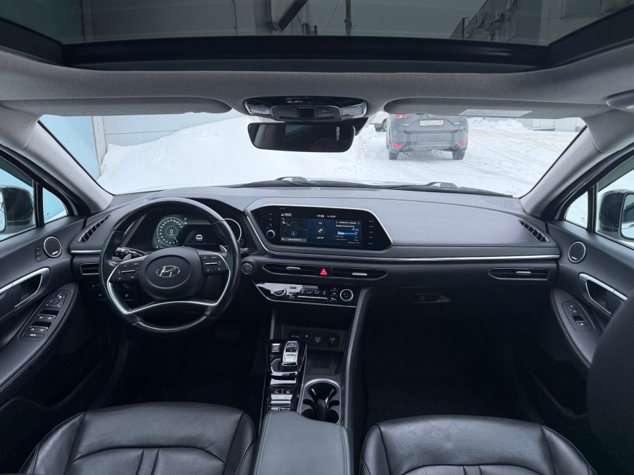 Hyundai Sonata 2.5 AT