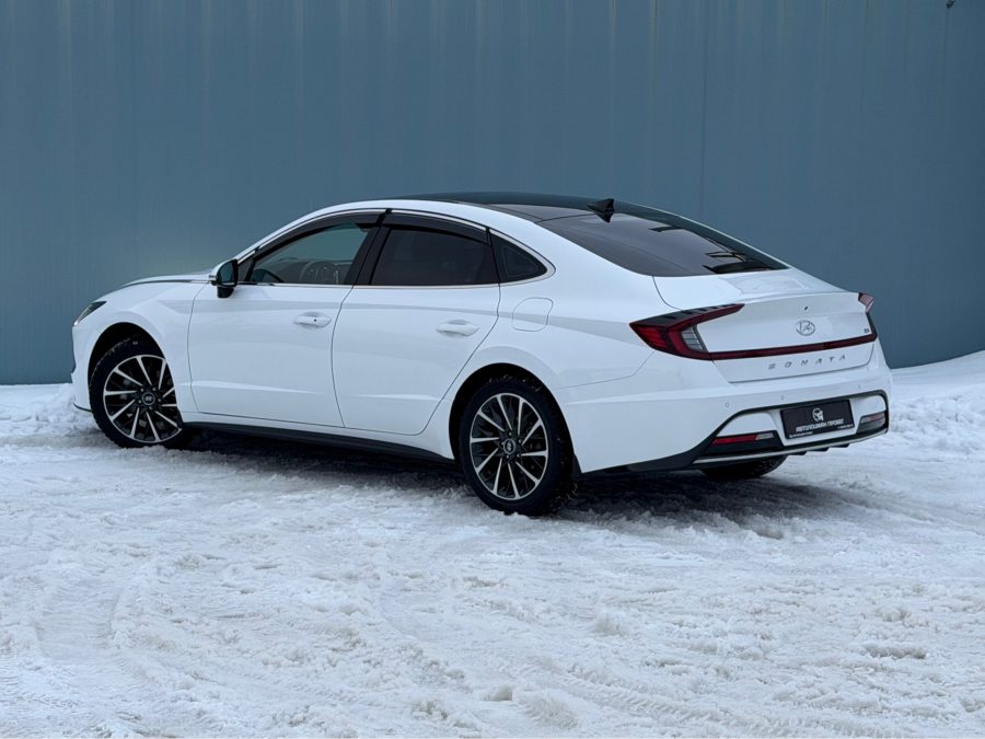 Hyundai Sonata 2.5 AT