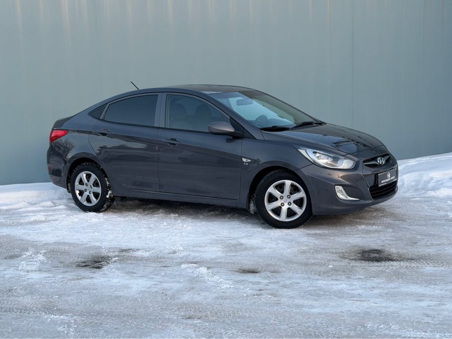 Hyundai Solaris 1.6 MT
