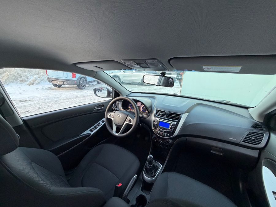 Hyundai Solaris 1.6 MT