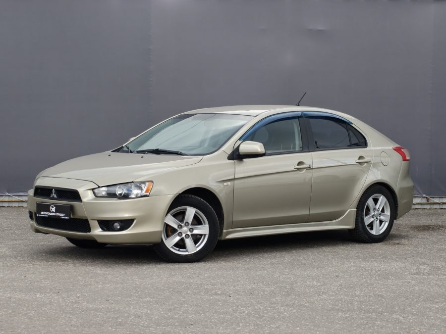 Mitsubishi Lancer 1.8 MT