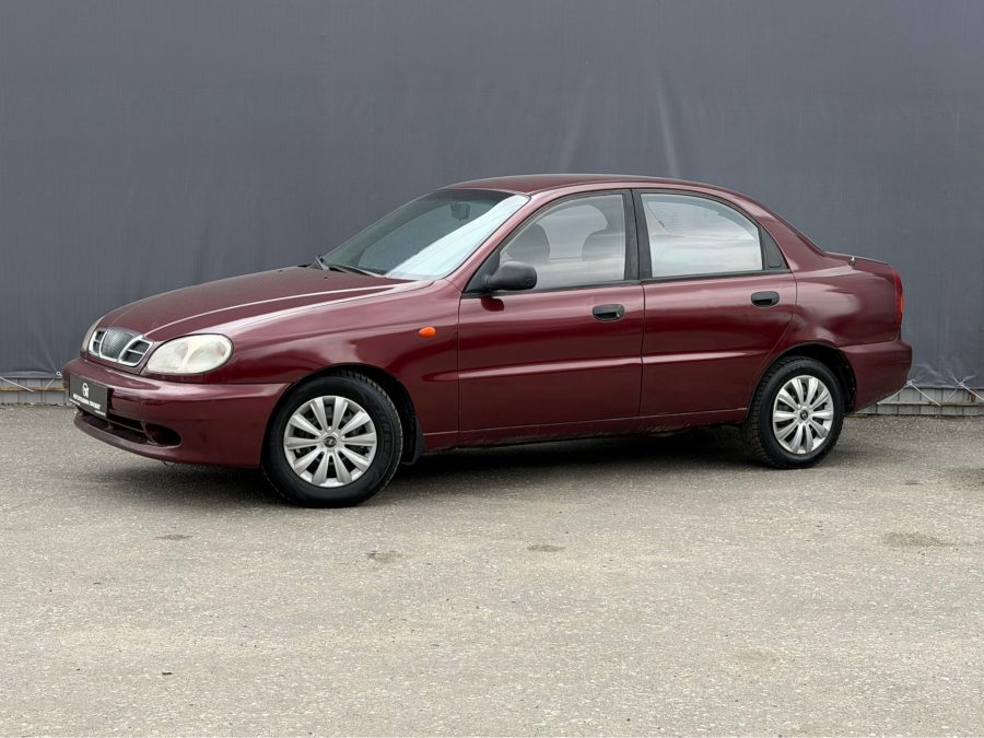 Chevrolet Lanos 1.5 MT