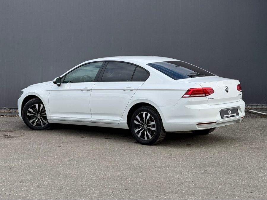 Volkswagen Passat 1.4 AMT