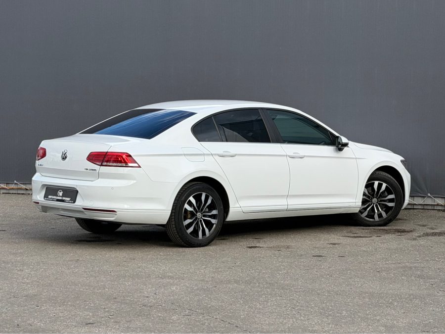 Volkswagen Passat 1.4 AMT