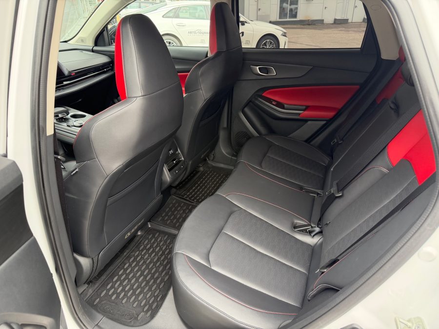 Changan UNI-S 1.5 AMT