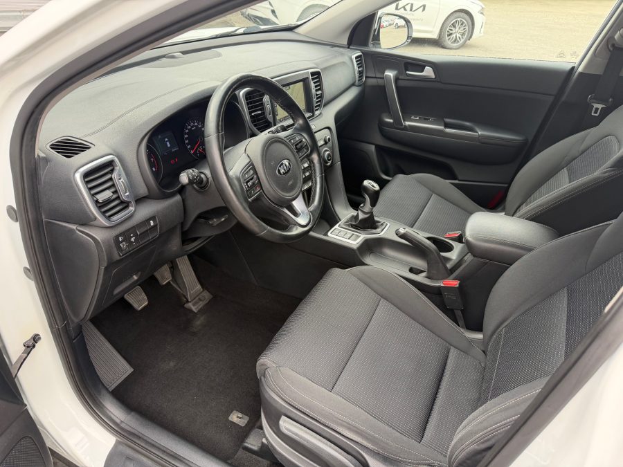 Kia Sportage 2.0 MT