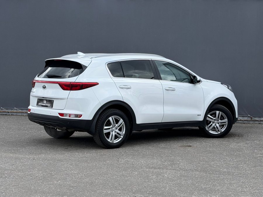 Kia Sportage 2.0 MT