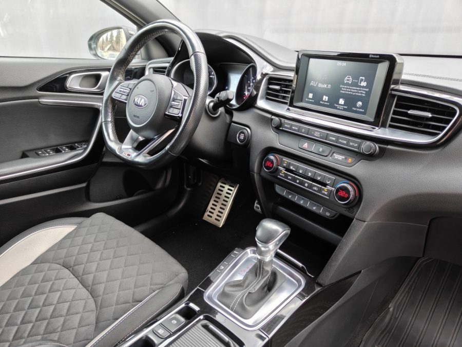 Kia ProCeed