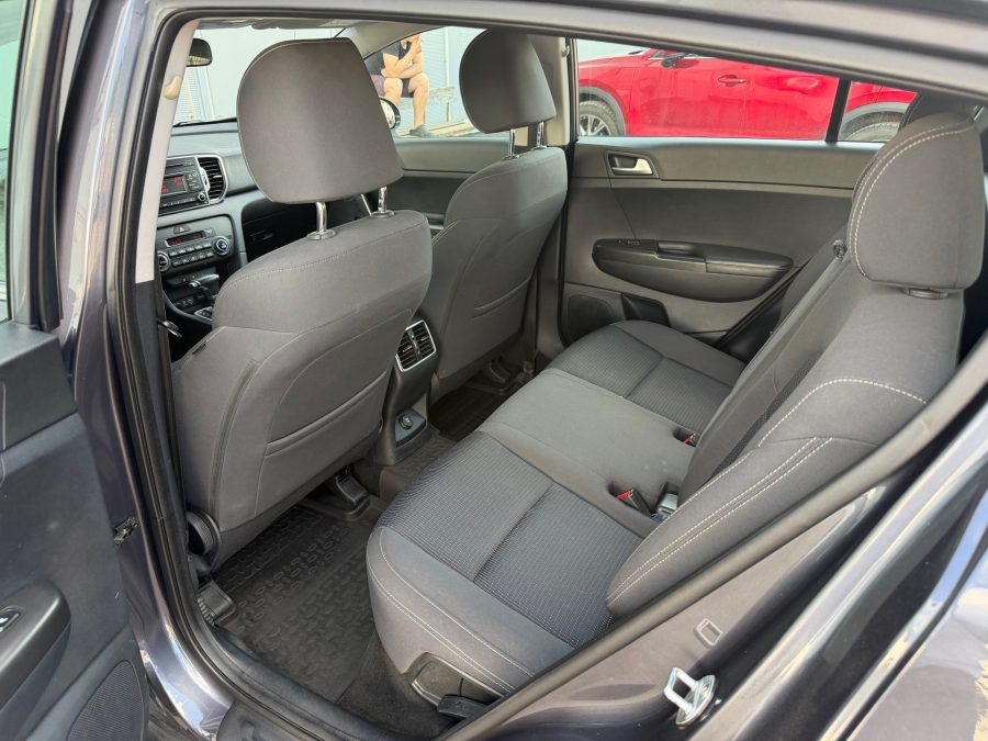 Kia Sportage 2.0 AT
