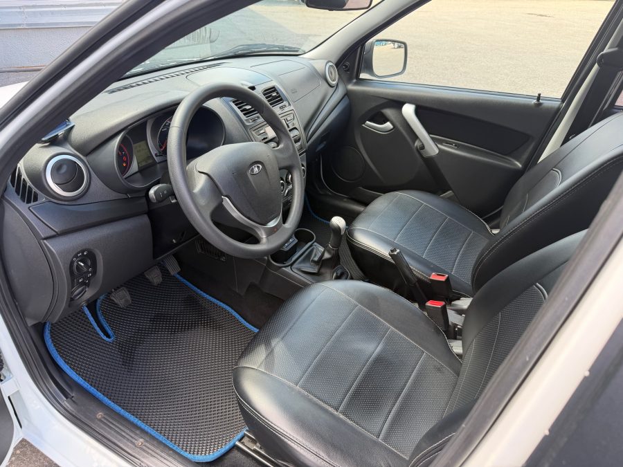 ВАЗ (LADA) Kalina 1.6 MT