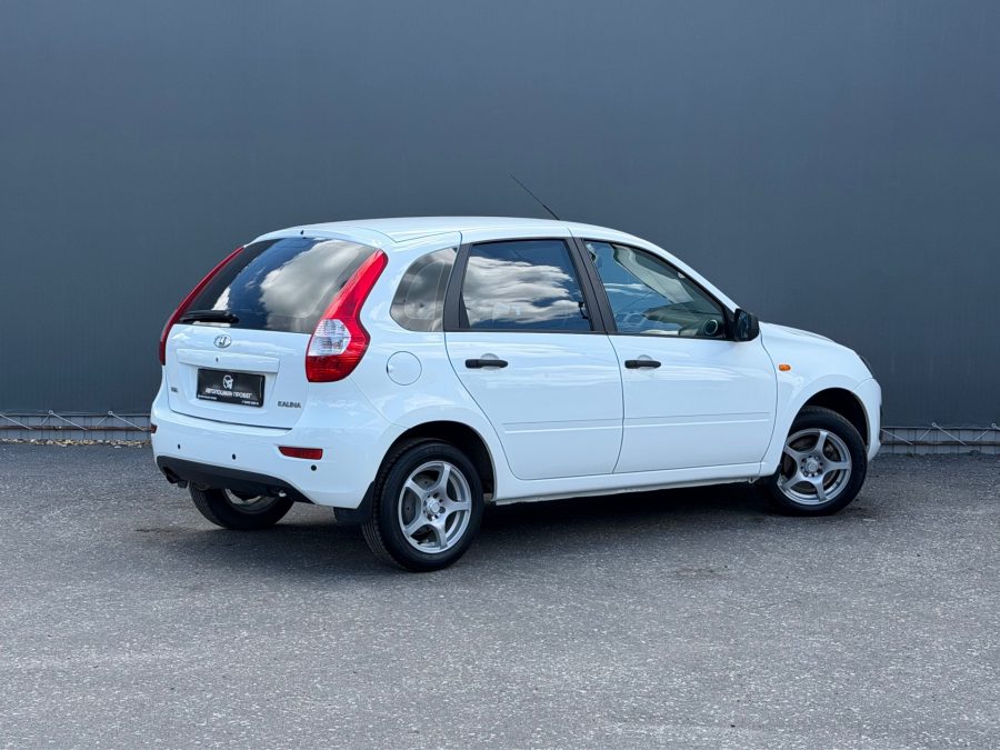 ВАЗ (LADA) Kalina 1.6 MT