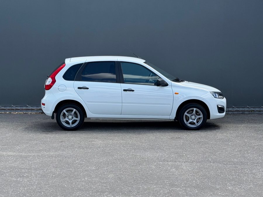 ВАЗ (LADA) Kalina 1.6 MT