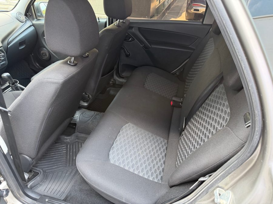ВАЗ (LADA) Granta 1.6 MT