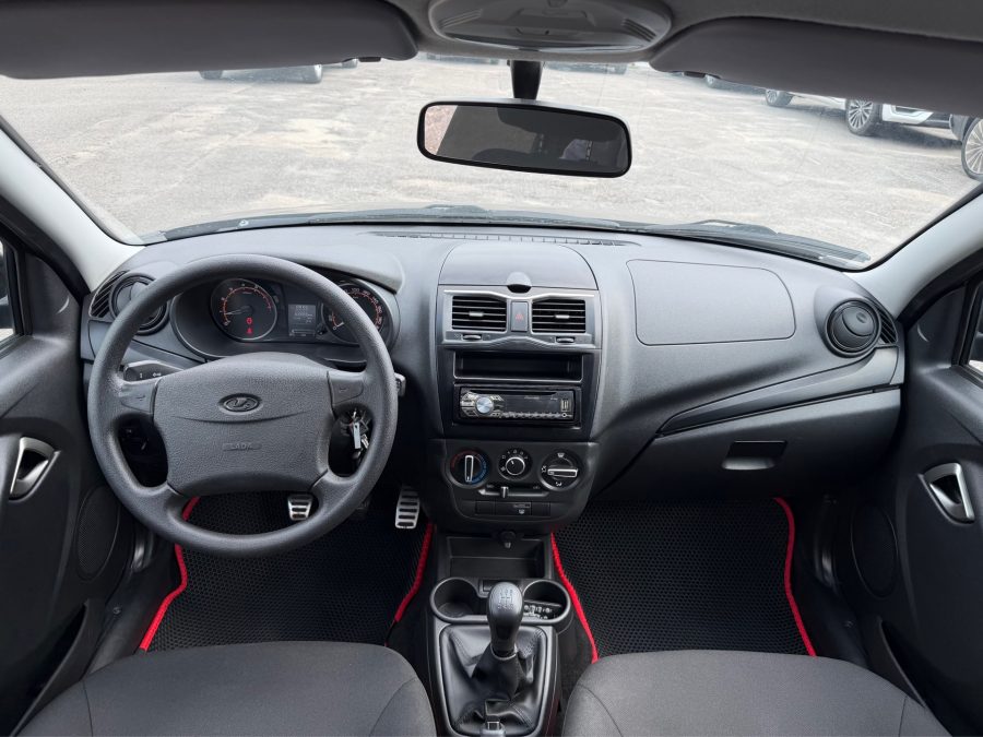 ВАЗ (LADA) Granta 1.6 MT