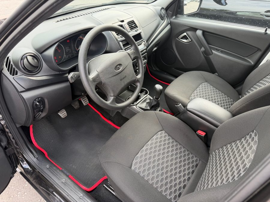 ВАЗ (LADA) Granta 1.6 MT