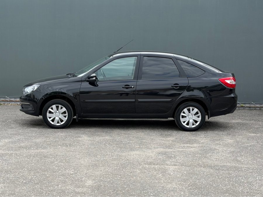 ВАЗ (LADA) Granta 1.6 MT