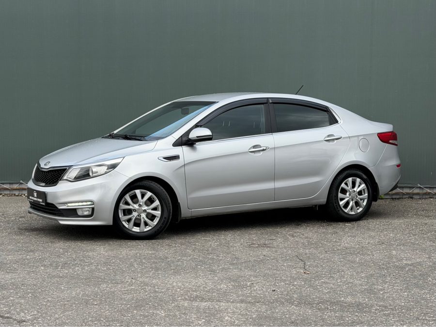 Kia Rio 1.6 AT