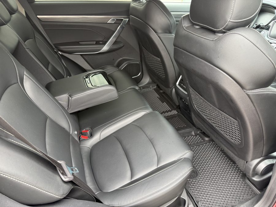 Geely Atlas Pro