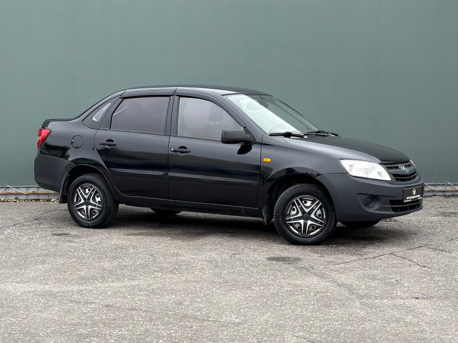 ВАЗ (LADA) Granta 1.6 MT