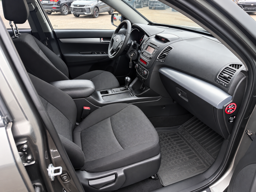 Kia Sorento 2.4 AT