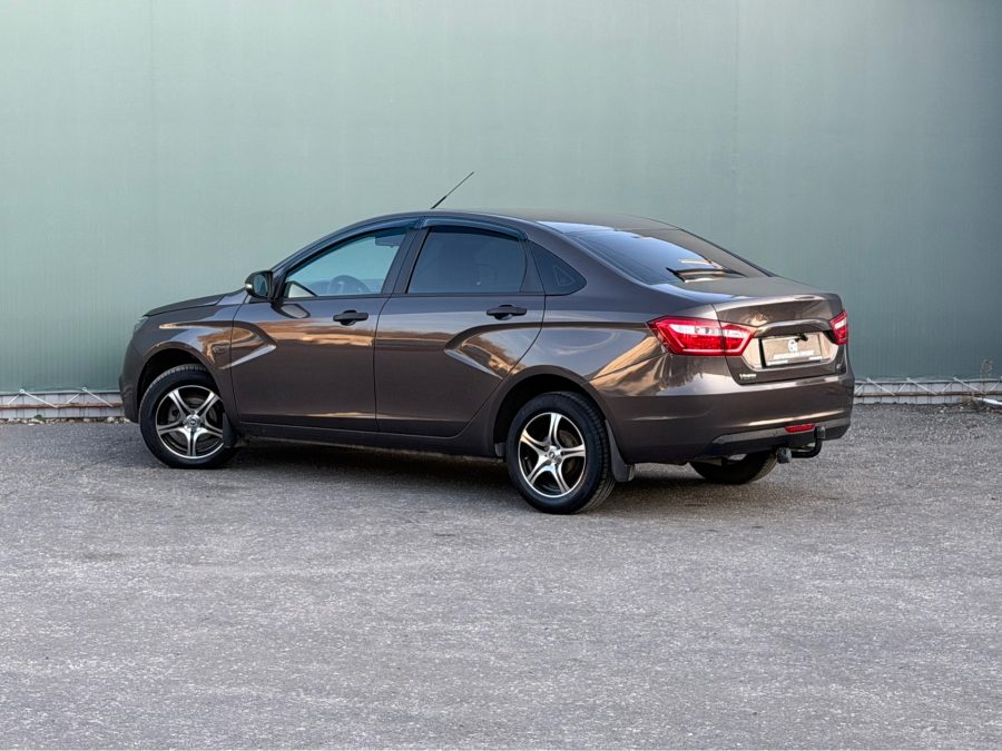 ВАЗ (LADA) Vesta 1.6 MT