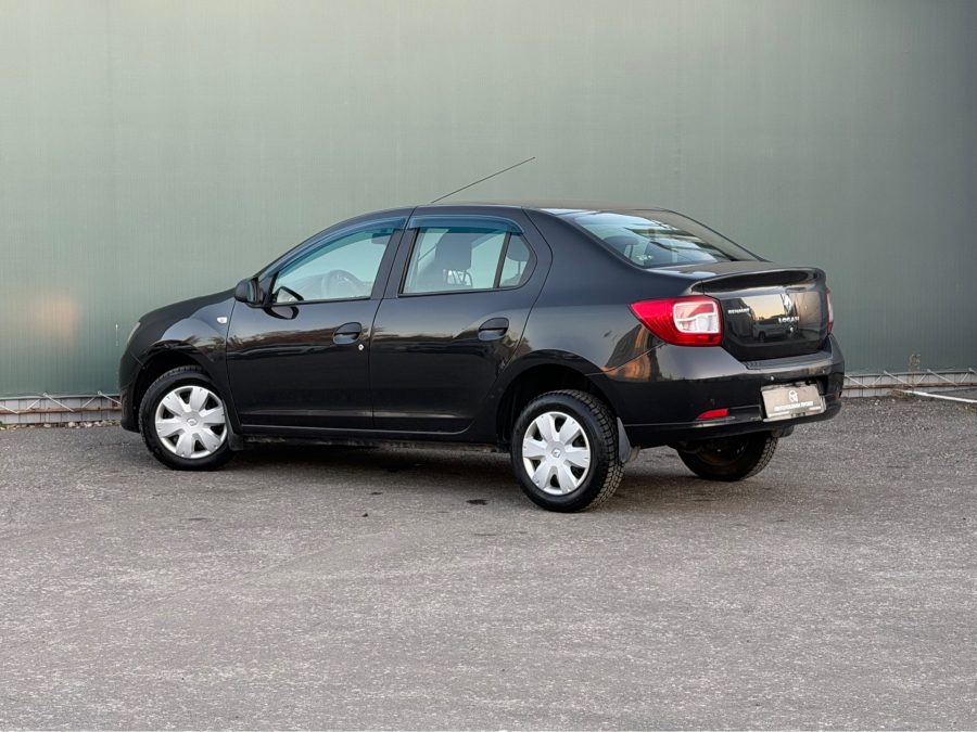 Renault Logan 1.6 MT