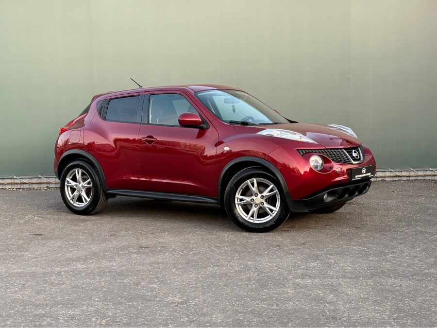 Nissan Juke 1.6 MT